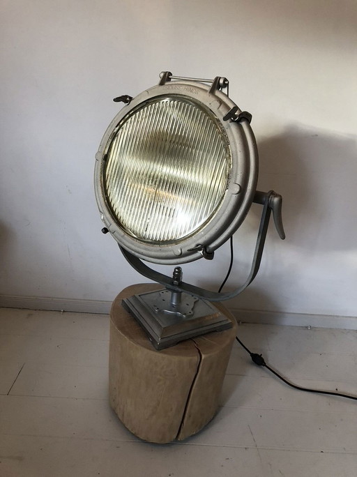 vintage kustwachtlicht