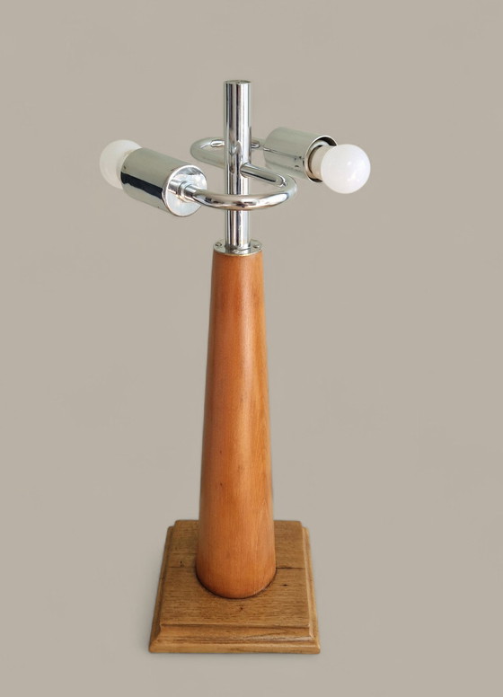 Image 1 of Lampada da tavolo vintage in legno e metallo – Design modernista, anni '50