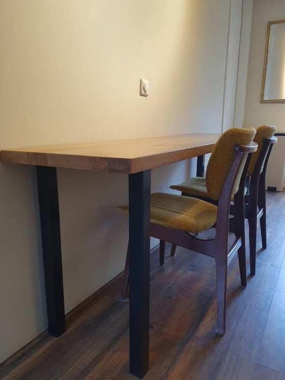 Image 1 of Table étroite en chêne massif 200 cm – Pieds en acier noir