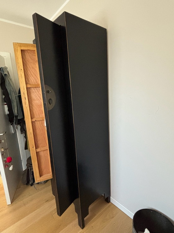 Oriental wedding cabinet wardrobe in lacquered wood, Brass, Black (photo 3 of 5)
