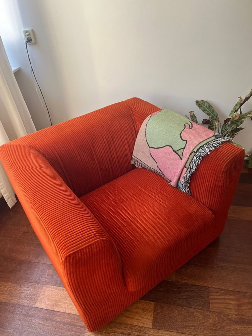 Orange retro armchairs, rib velvet (2x, please buy as a pair)