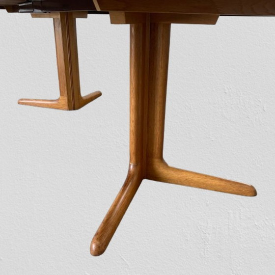 Image 1 of Table ronde/ovale de Van den Berghe-Pauvers