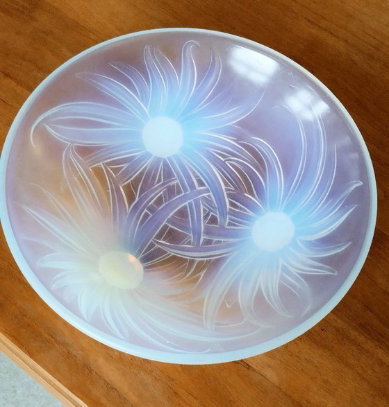 Image 1 of Opalescent Art Deco bowl by Edmond Etling.