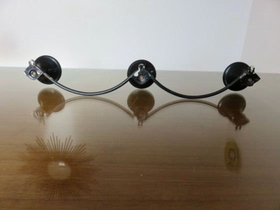 Image 1 of Porte manteau mural, 3 patères en bakélite, 50's 60's