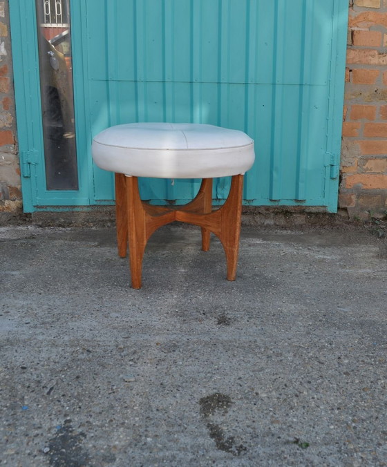 Mid-Century Danish Teak Ottoman by Kofod Larsen for G-Plan, 1960s, Footstools & poufs, Leather (photo 2 of 6)