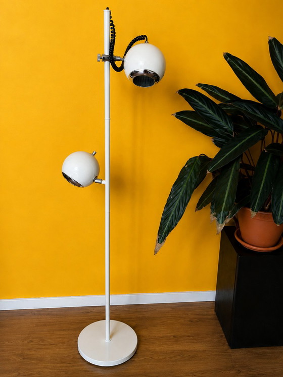 Vintage Eyeball Vloerlampen// Floor Lamp Wit/Chroom – Jaren ’70 Design – Set Van 2 (Ook Los Verkrijgbaar) (photo 3 of 5)