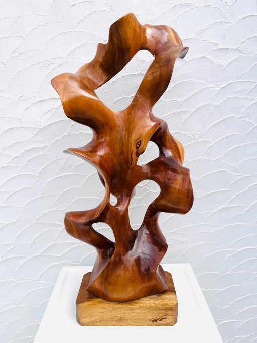 Wood sculpture