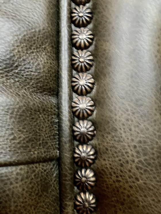 Image 1 of 3 persoons Chesterfield