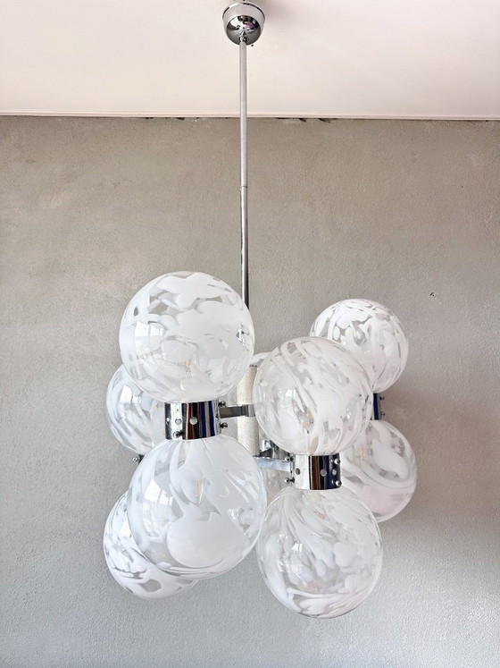 Image 1 of Lampadario vintage di grandi dimensioni Mazegga