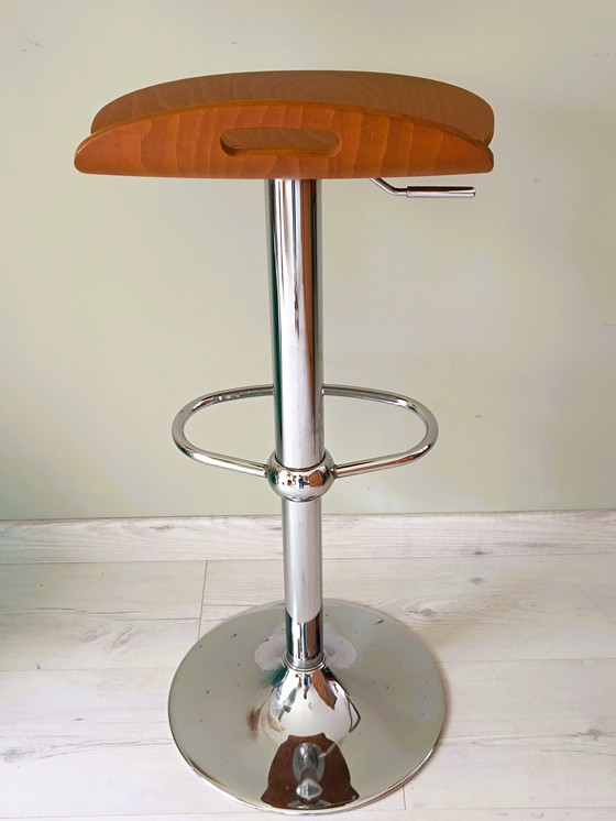 Image 1 of Taburete de bar ajustable