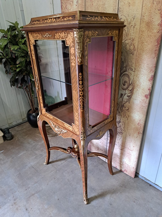 Image 1 of Vitrina clásica de 1 puerta chapada en rosa, vitrina de porcelana.