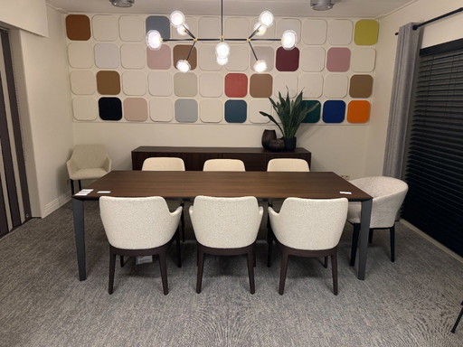 Molteni - Dîner en filigrane-Chelsea