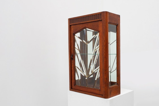 Image 1 of Mobiletto Art Déco francese in rovere con vetro piombato bisellato, ca. 1920