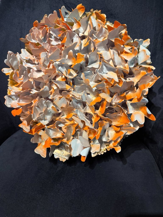 Image 1 of Swen Van der Sangen - Blossom Cake - Una obra de arte experimental en naranja y azul claro