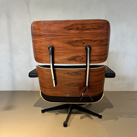 Image 1 of Vitra Eames lounge chair incl. ottoman - santos palissander XL