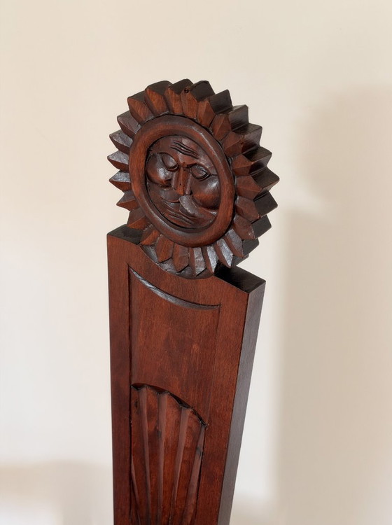 Spanischer Brutalist Sonnenstuhl, Handgeschnitztes Massivholz, Beistellstühle, Braun, Rustic (Foto 5 von 6)