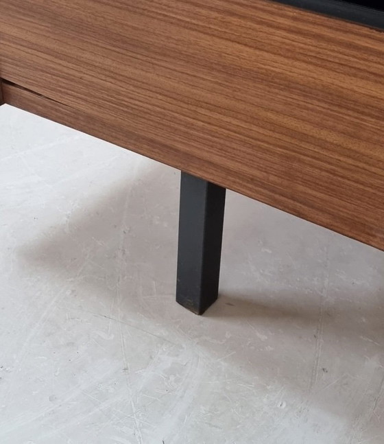 Image 1 of bureau des années 70