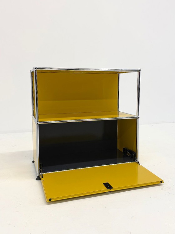 Image 1 of USM Haller cabinet in yellow