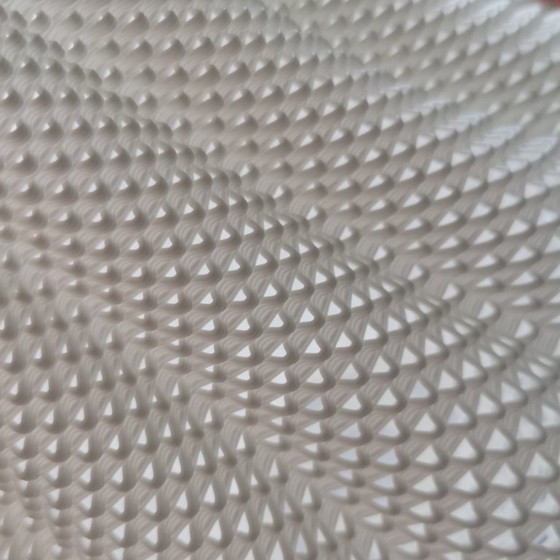 Image 1 of Lampada a sospensione bianca scultorea: design senza tempo