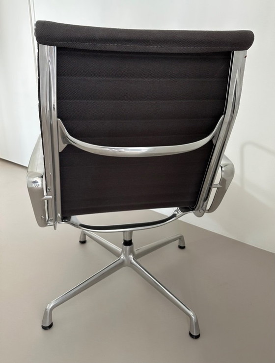 Sedia Vitra Eames in alluminio EA 115|116 - Icona del design in condizioni perfette – Sedie girevoli, Textile (photo 6 of 7)