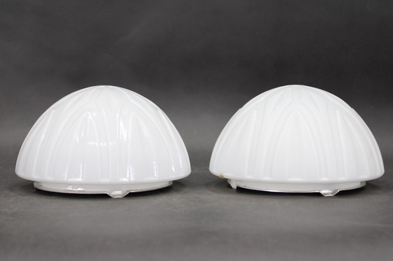 Image 1 of 1970 Paar wandlampen in melkglas, Tsjecho-Slowakije