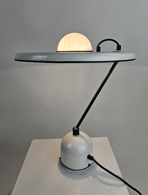 Lampe de table très spéciale de l'ère spatiale globe en métal et plastique