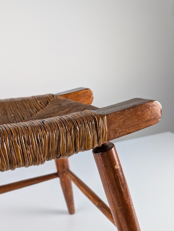 Image 1 of Taburete rústico de madera y junco "Tajo", España, década de 1940.