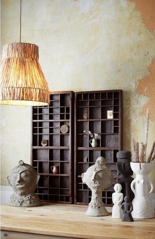 Image 1 of Buste Madam Stoltz