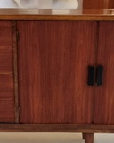 Sideboard aus der Mitte des Jahrhunderts