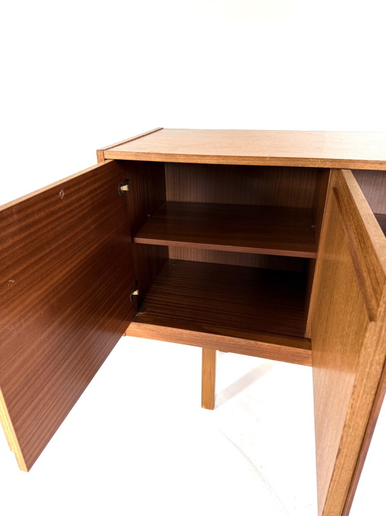Image 1 of Vintage XXL teakhouten sideboard, jaren ‘60