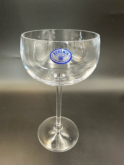 6 copas de vino de cristal de Bohemia
