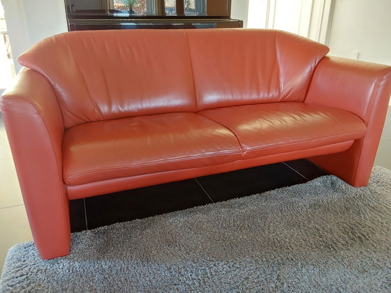 Image 1 of Leolux leren bank, 2 stuks, kleur terracotta