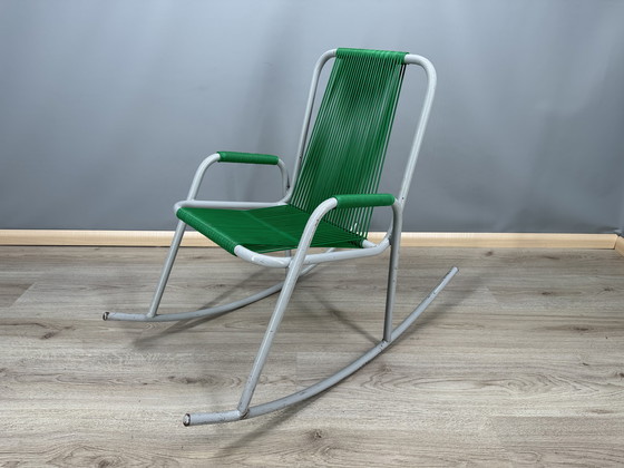 Image 1 of Sedia a dondolo vintage con corda verde