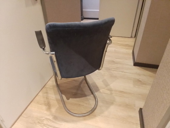 Image 1 of Chaise Gispen à vendre