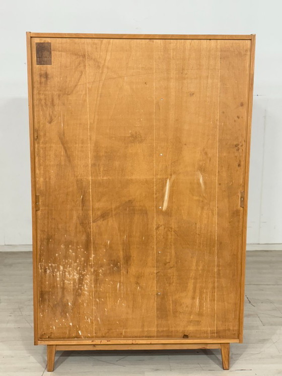 Image 1 of Magnifique armoire vintage / meuble en bois / armoire à linge / meuble de style années 50