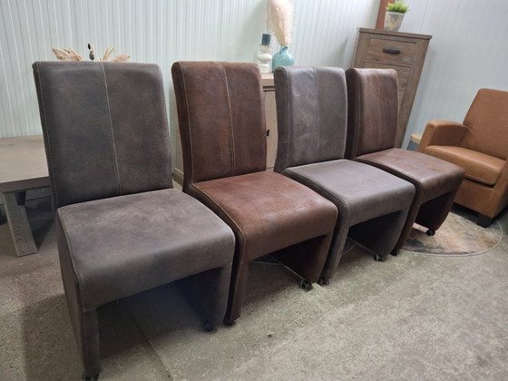 Image 1 of 4 sedie da pranzo in pelle mobili, 2 colori