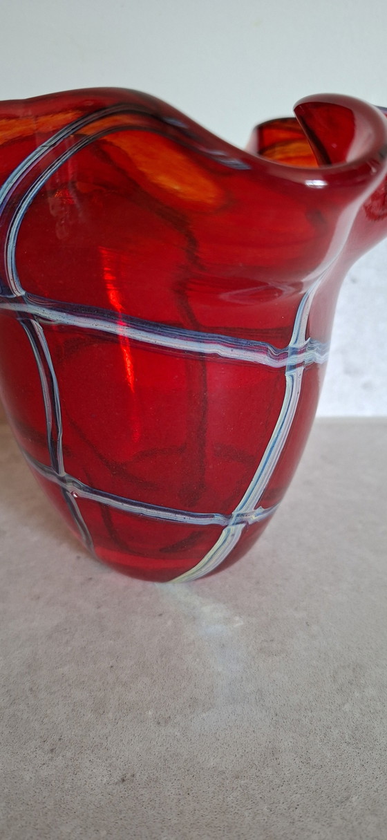 Vintage Mdina Glass handkerchief vase signed (photo 8 of 10)