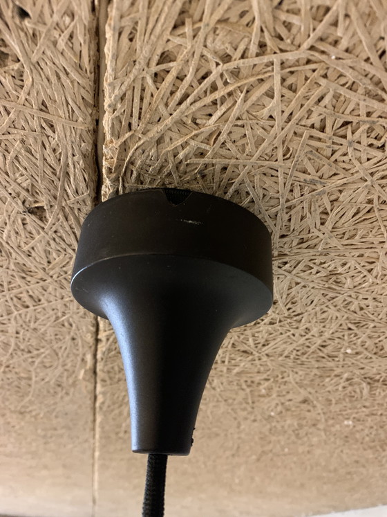 Image 1 of Lampada a sospensione Semi originale di Fog & Mørup in un marrone brillante e fresco.