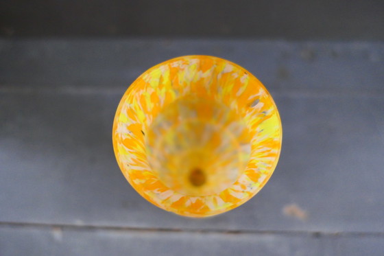 Image 1 of Vaso in vetro spruzzato vintage Franz Welz arancione giallo