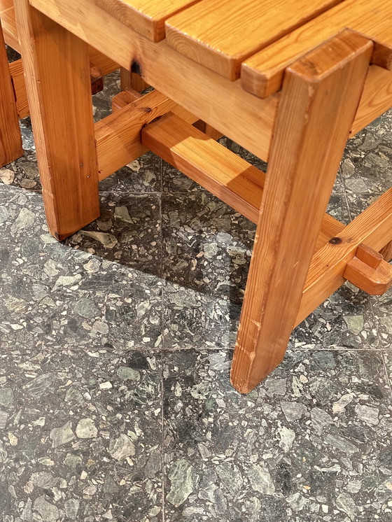 Image 1 of Vintage Brutalistische Zweedse Grenen Krukken Bijzettafels