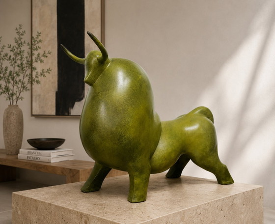 Image 1 of Monumentale abstracte bronzen stiersculptuur naar Fernando Botero, groene patina, 70 cm