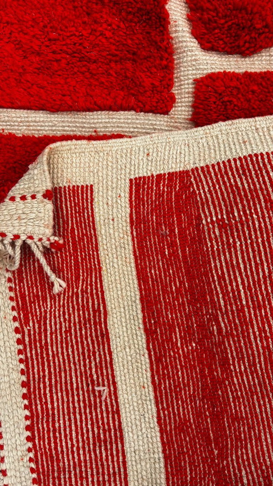 Image 1 of Handgeweven Marokkaans Mrirt wollen vloerkleed 190x300 cm | Rood en crèmekleurig geometrisch ontwerp