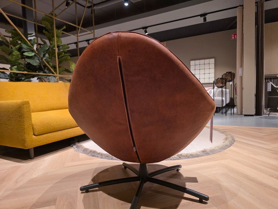 Image 1 of Poltrona nascosta incl. pouf di Label van den Berg