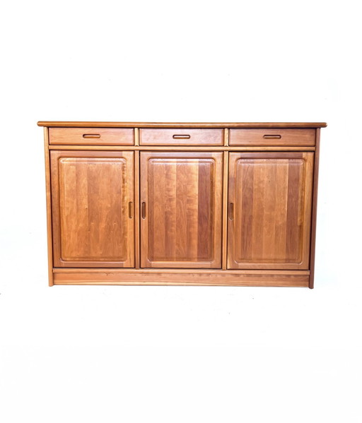 Vintage teak sideboard, Dyrlund '70s