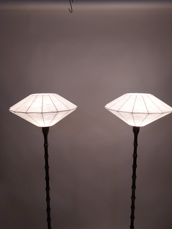 Image 1 of 1 x lot de 2 lampadaires en métal imitation bambou avec abat-jour cocon ELGO. Années 1970