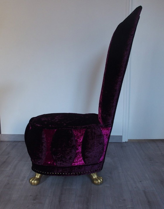 Image 1 of Couchtisch und zwei Thronsessel aus lila-fuchsiafarbenem Samt von BRETZ