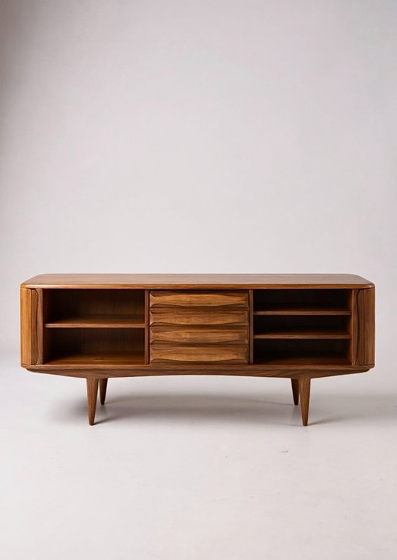 Image 1 of Scandinavisch teakhouten dressoir van Bernhard Pedersen & Søn uit de jaren 60/70