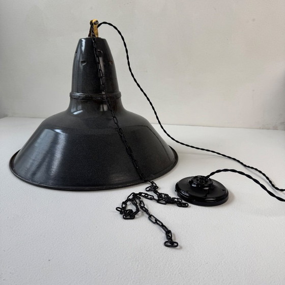 Image 1 of ANCIENNE SUSPENSION INDUSTRIELLE 44 CM