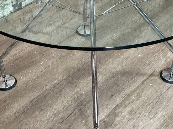 Tecno Nomos – Rond Glas | Norman Foster – Esstische, Metal (photo 4 of 7)
