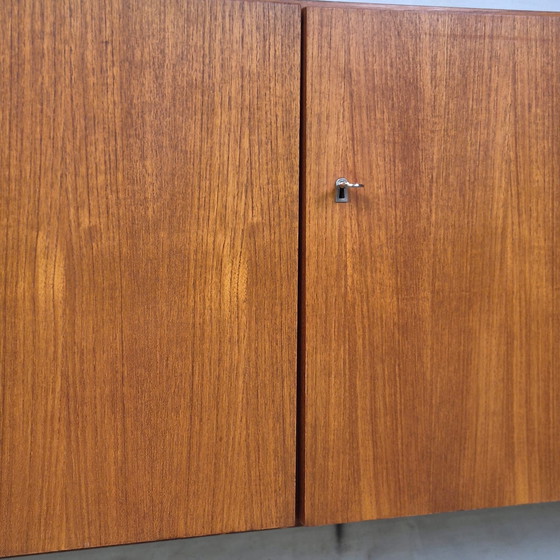 Image 1 of Vintage Jaren 60 Deens Sideboard, Wandmeubel Dressoir Teak